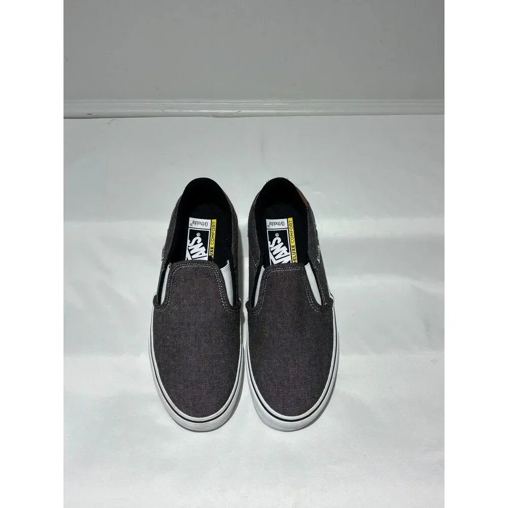 NEW Men's Vans Deluxe Comfort Slip-On Sneakers  Size 8